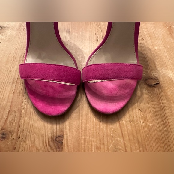 Sugar Plum Suede Kacey Heels by Pelle Moda - Picture 5 of 13
